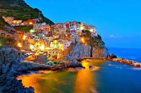 PAESE SUL MARE ITALIANO - DISCOVER WORLD